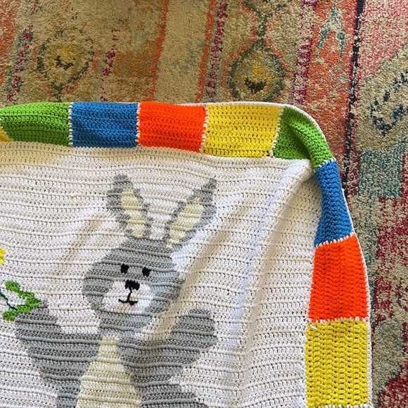 Homemade Crochet Baby Blanket vintage bunny rabbit floral bold grandma knit - Picture 3 of 4